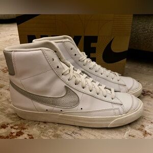 Nike Blazer Mid 77 Glitter High Top Sneakers
